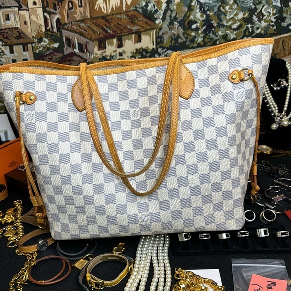 Louis Vuitton Handbags - Louis Vuitton Neverfull MM Azur